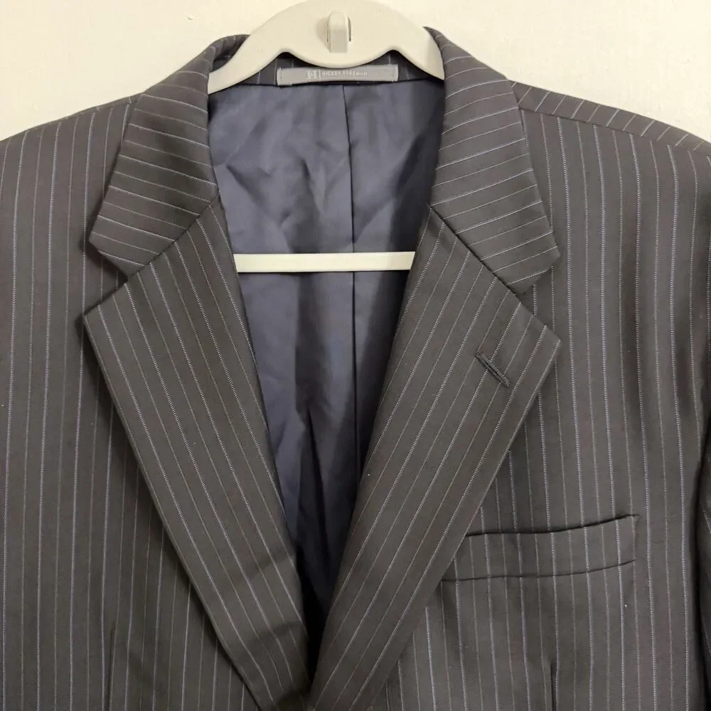 Hickey Freeman Loro Piana Super 130s Wool Blazer 46L Black Pinstripe Tasmanian